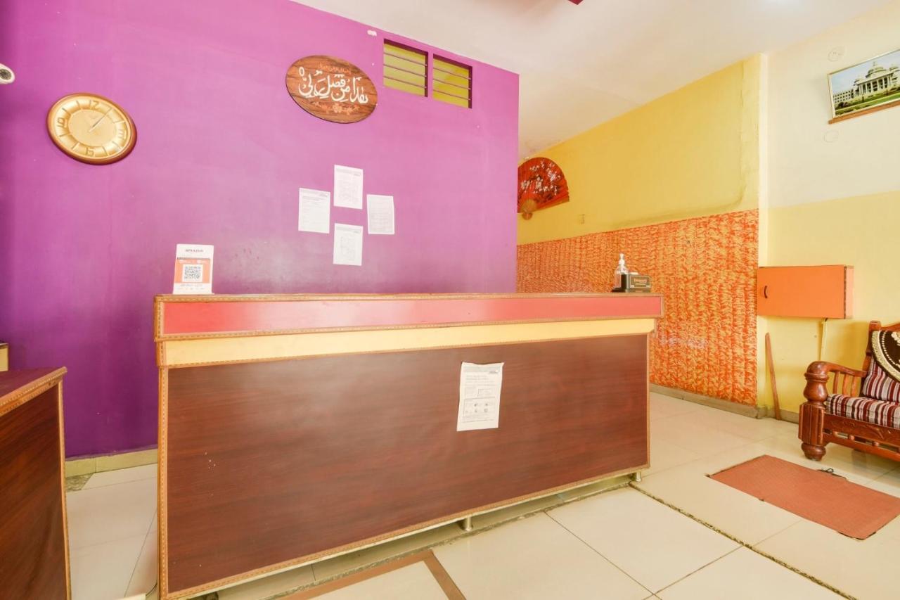 Spot On 74228 Galaxy Comforts Hotel Narasimharaja Puram Buitenkant foto