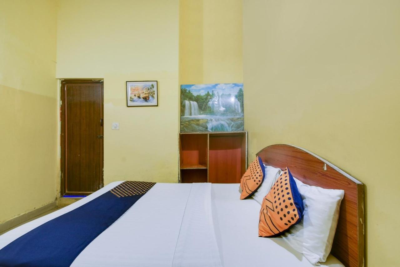 Spot On 74228 Galaxy Comforts Hotel Narasimharaja Puram Buitenkant foto