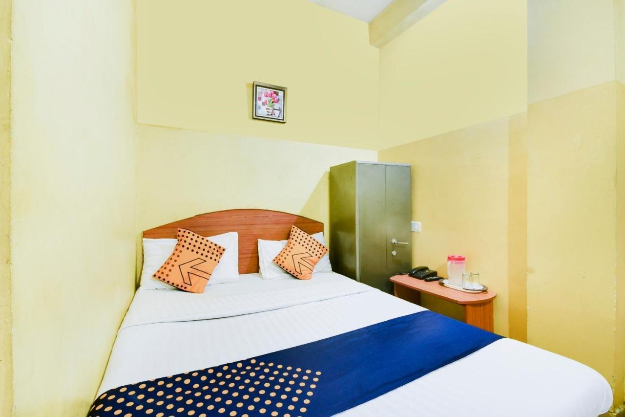 Spot On 74228 Galaxy Comforts Hotel Narasimharaja Puram Buitenkant foto